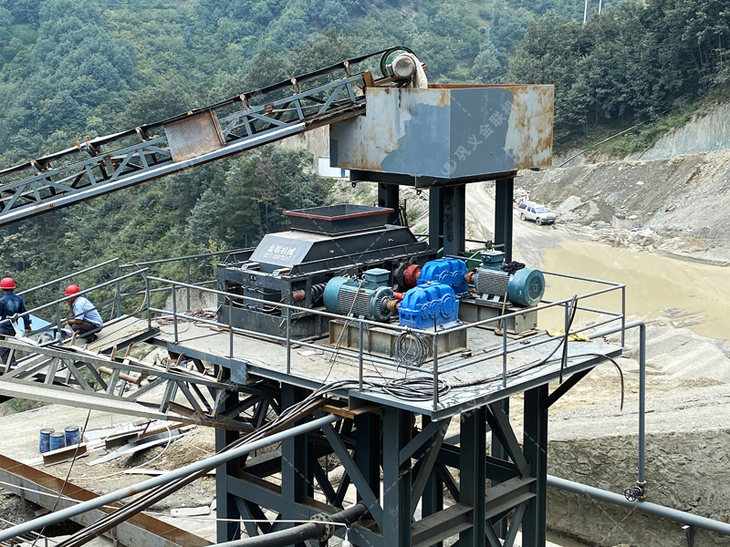 什么是對輥制砂機？工作原理、優勢及應用領域介紹